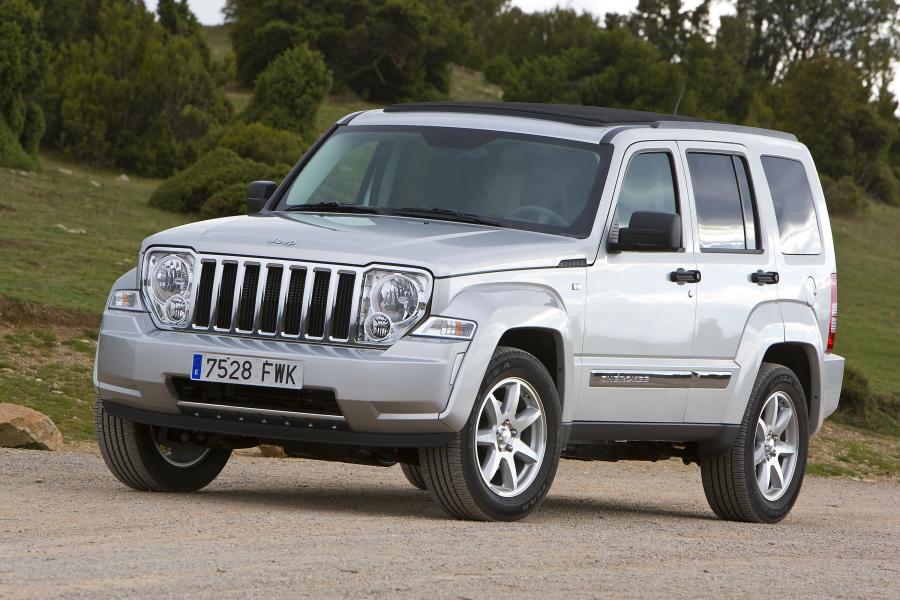  Jeep Cherokee 2008 года  (фото 124 из 161)